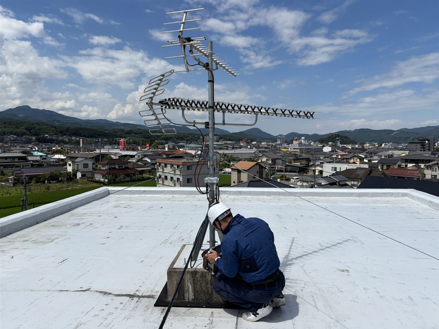 テレビアンテナと共聴設備の現場